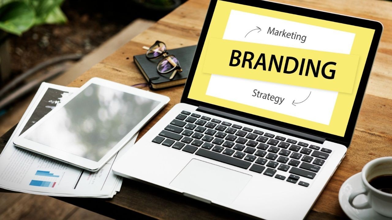 What is branding in the digital marketing?